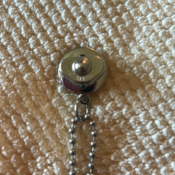 COACH SKINNY SCARF AND BAG TAG - Picture 9 of 12